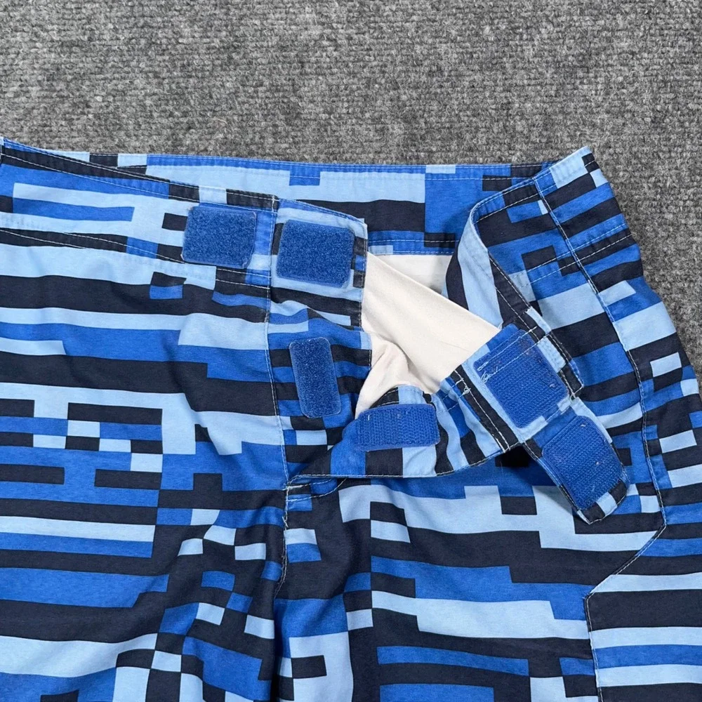 Nike Digital Pixel Camo Board Shorts Mens M Cargo Pocket Unlined Blue 533242-409